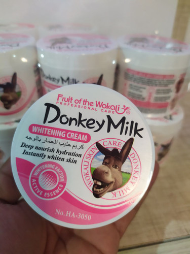 کرم شیر الاغ سفید کننده فوری ویتامینه و کلاژن ساز اورجینال