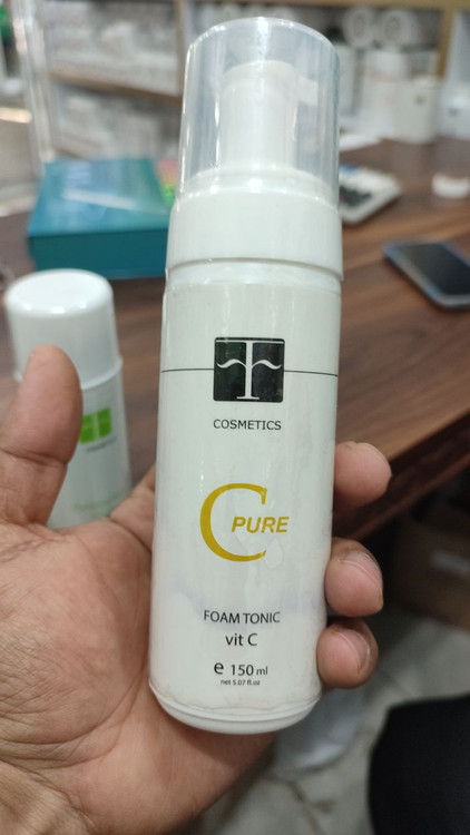 خرید آنلاین فوم شوینده ویتامین Cاف کازمتیک اورجینال