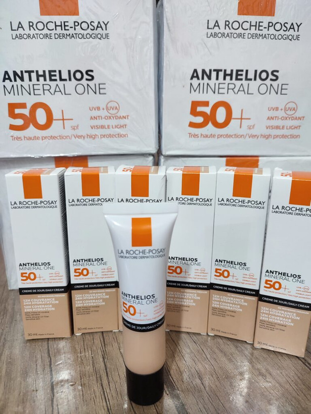ضد آفتاب رنگی +spf50 آنتلیوس مینرال لاروش پوزای اصلی