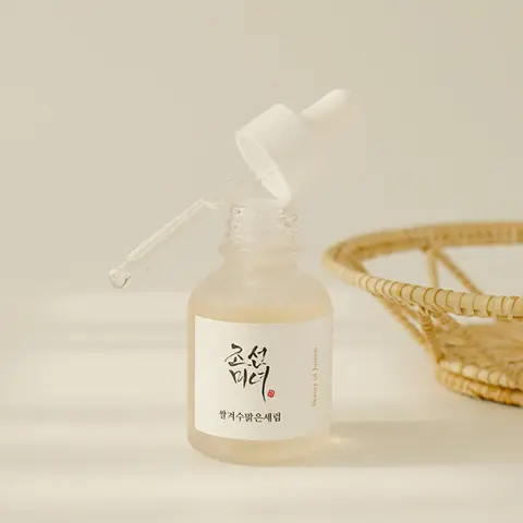 خرید آنلاین سرم آلفا آربورتین وعصاره برنج روشن کننده وضدلک بیوتی آف جوسان 30میل اصلی