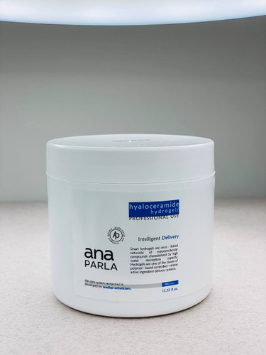 ژل هیالوسراماید(ژل هیدرودرمی) برند آناپارلا ۴۰۰ میل مرطوب کننده و آبرسان و نرم کننده ana parla