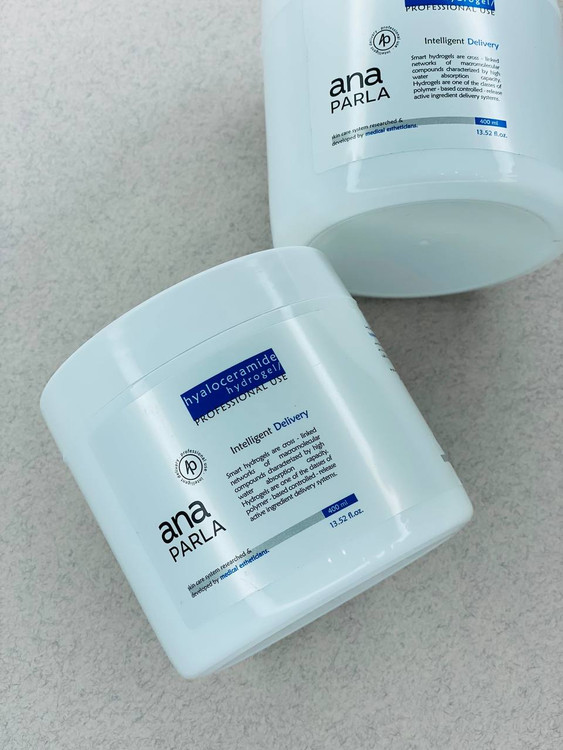 خرید ژل هیالوسراماید(ژل هیدرودرمی) برند آناپارلا ۴۰۰ میل مرطوب کننده و آبرسان و نرم کننده ana parla