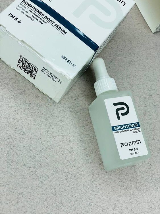 سرم روشن کننده بدن همکر پازمین