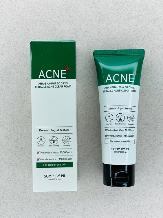 فوم پاک کننده ضد جوش سام بای می