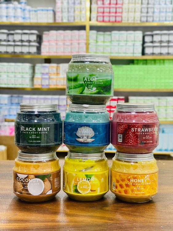 اسکراب های دانه ریز صورت و بدن گالی ۳۵۰ گرمی در 7 رایحه