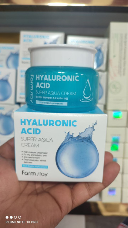 خرید آنلاین کرم سوپر آکوا هیالورونیک اسید مناسب انواع پوست فارم استی 100 میل