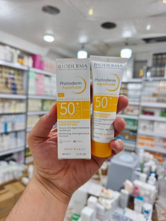 ضد آفتاب آکوافلویید بایودرما رنگ روشن BIODERMA