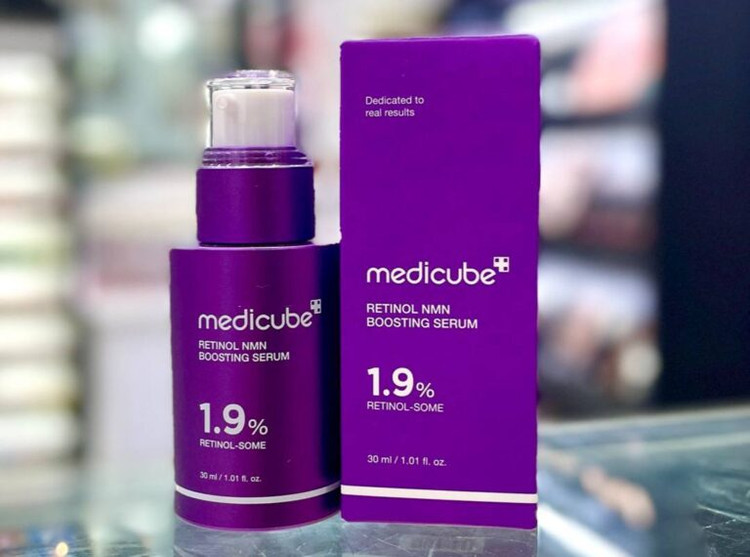 سرم رتینول مدی کیوب جوانساز ضد لک و روشن کننده