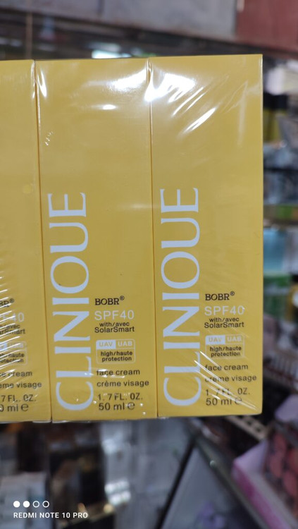 خرید کرم ضد آفتاب کلینیک سولار اسمارت کلینیک