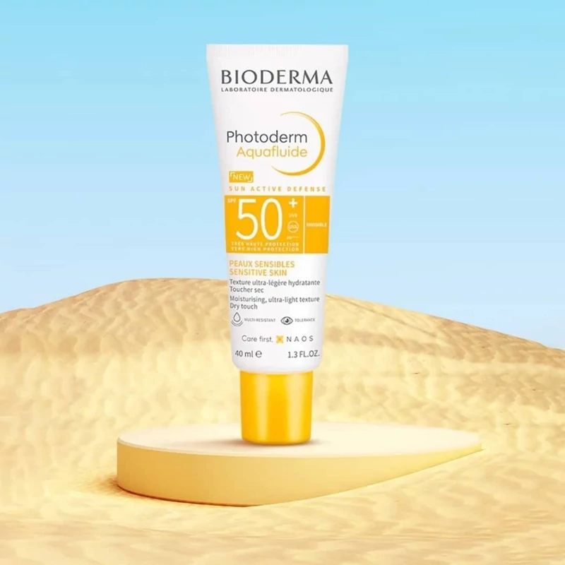 ضد آفتاب آکوافلویید بایودرما رنگ روشن BIODERMA